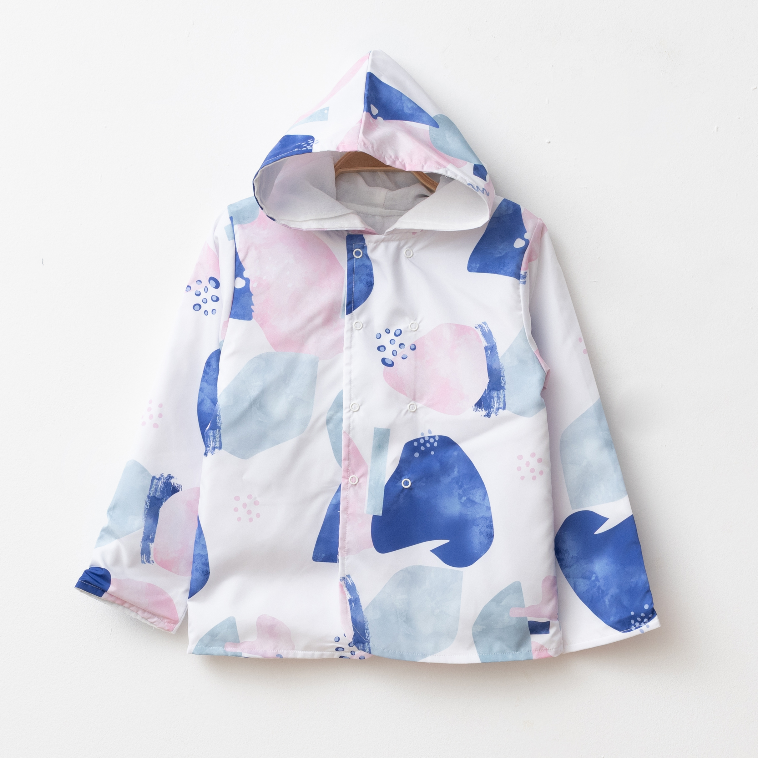 İçi müslin soyut desenli kapüşonlu unisex çocuk yağmurluk 2-5 yaş